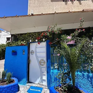 Dar Surf & Ocean Bed & Breakfast